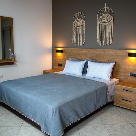 Sea View Apartment Grek Nea 3 Nea Roda Dış mekan fotoğraf
