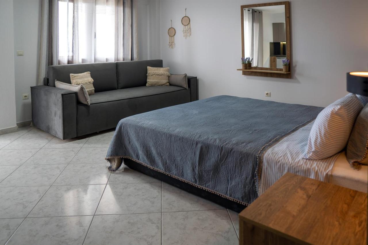 Sea View Apartment Grek Nea 3 Nea Roda Dış mekan fotoğraf
