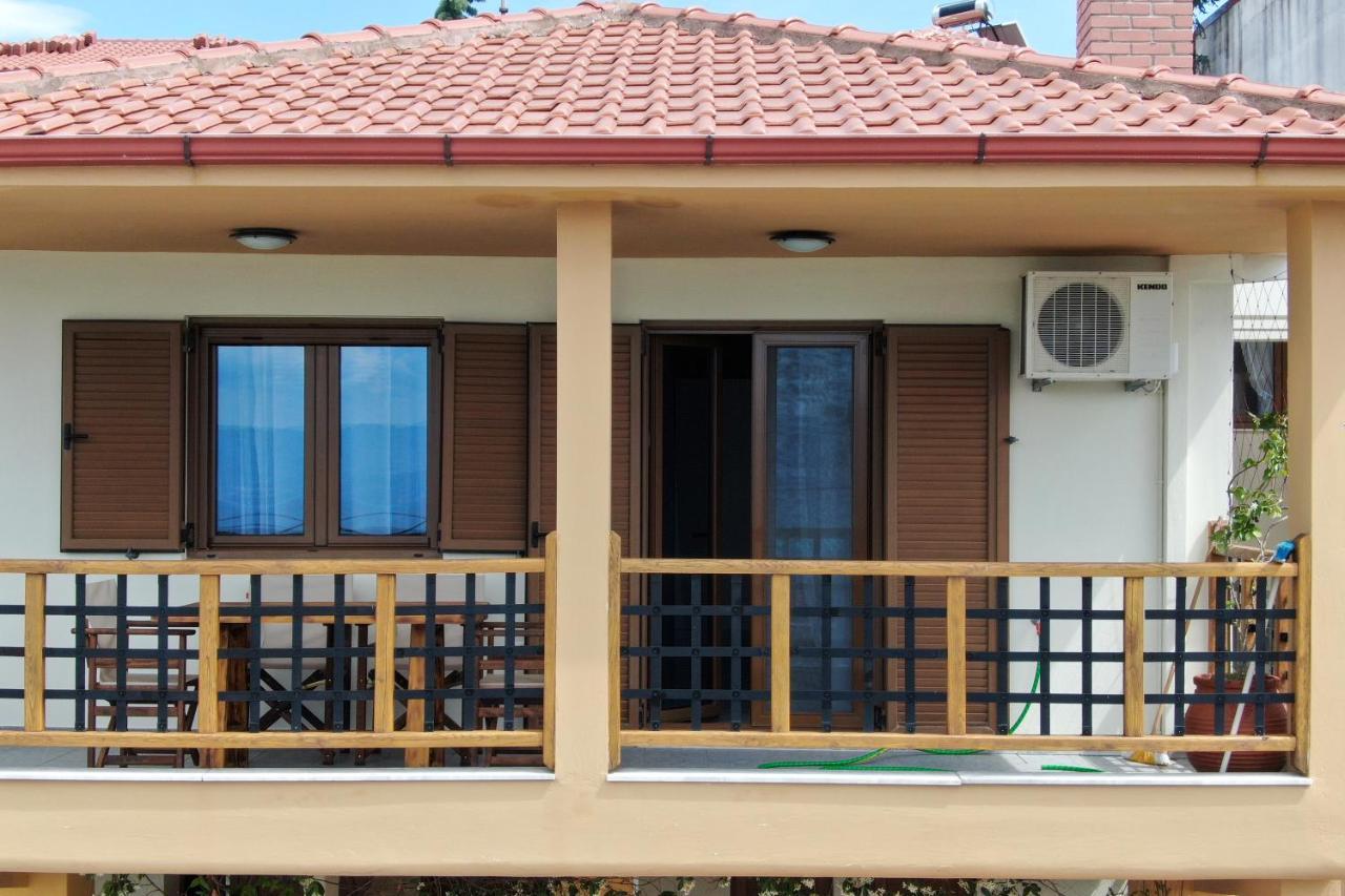 Sea View Apartment Grek Nea 3 Nea Roda Dış mekan fotoğraf